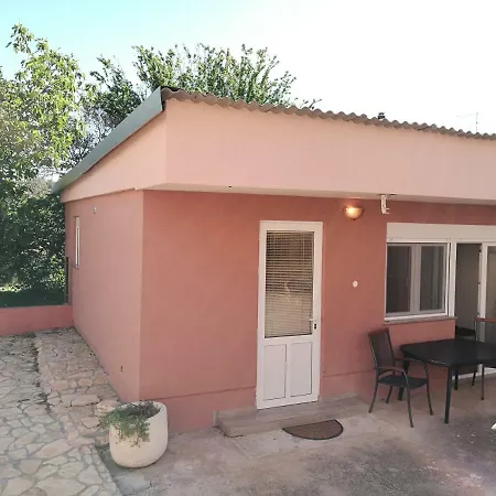 Pakostane, Barbara